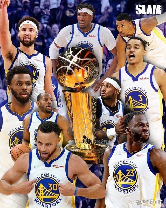 勇士全队队员共同庆祝收获连胜 勇士全队队员共同庆祝收获连胜