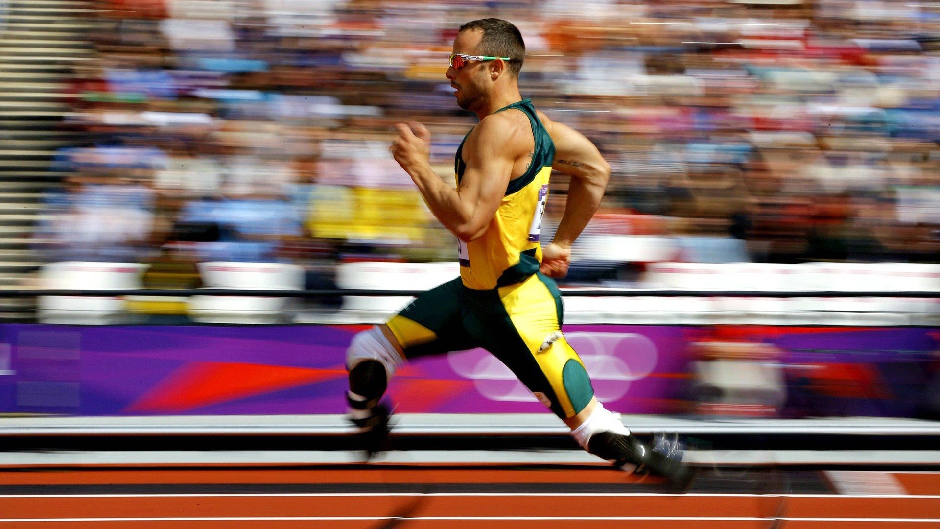 孤星突围，拉塞尔如何以一人之力改写雷诺与威廉姆斯的百年缠斗史